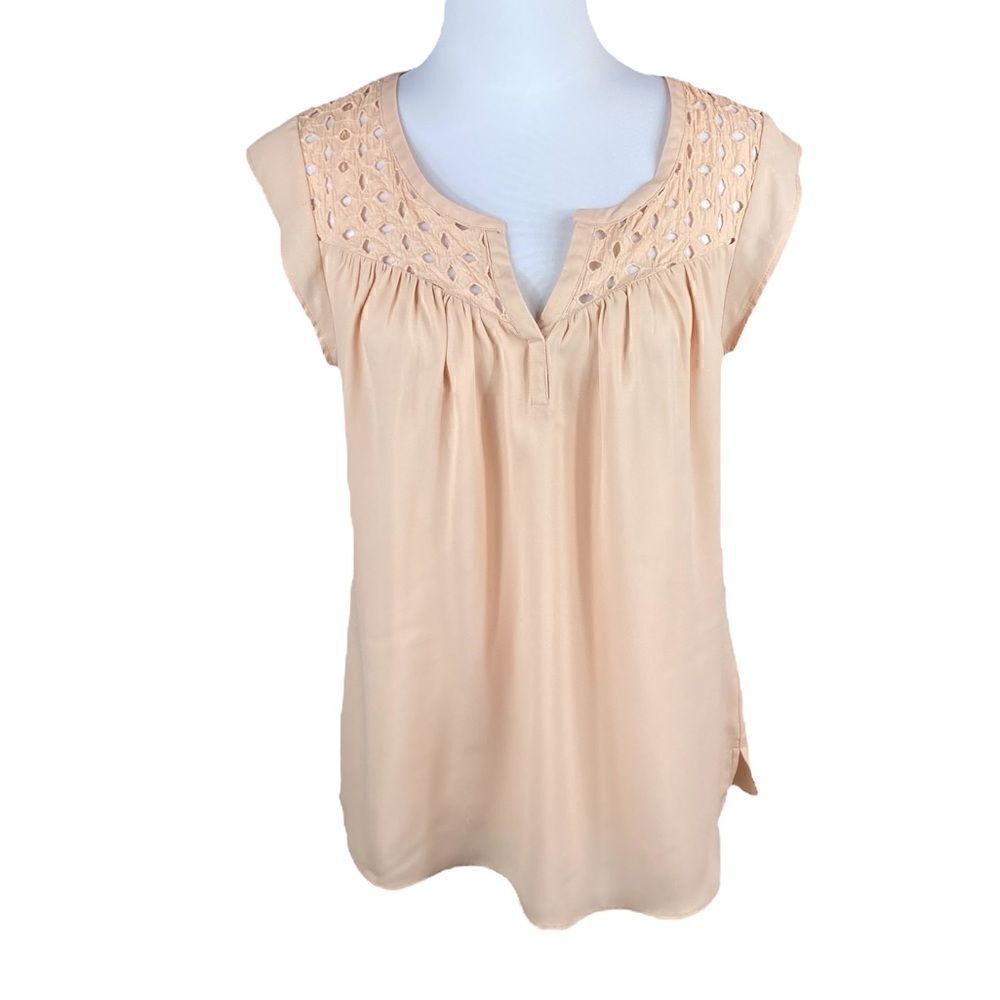 ‎Charming Charlie Sleeveless V-Neck Top, Size S